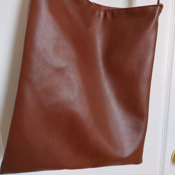 A Dark Brown Faux Leather Purse - Picture 2 of 4
